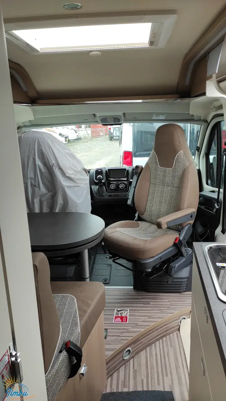 Fahrzeugbild Malibu Van Comfort 640 LE charming coupé #6
