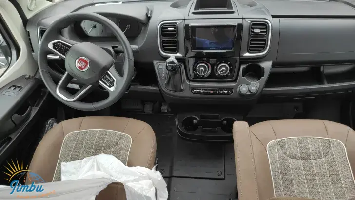 Fahrzeugbild Malibu Van Comfort 640 LE charming coupé #7