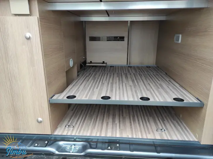 Fahrzeugbild Malibu Van First Class - Two Rooms 640 LE RB charming GT skyview #7