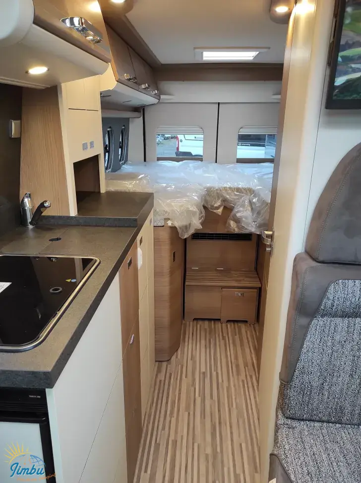 Fahrzeugbild Malibu Van First Class - Two Rooms 640 LE RB charming GT skyview #11