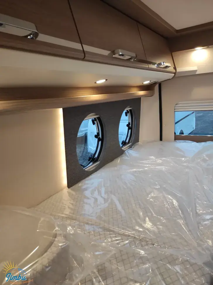 Fahrzeugbild Malibu Van First Class - Two Rooms 640 LE RB charming GT skyview #14