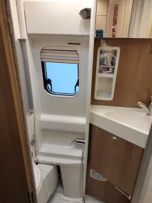 Fahrzeugbild Malibu Van First Class - Two Rooms 640 LE RB charming GT skyview #15