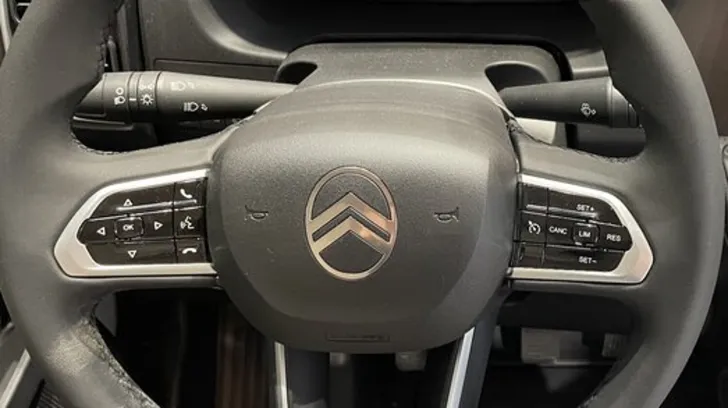 Fahrzeugbild LMC Innovan Pure 640 Citroen #6