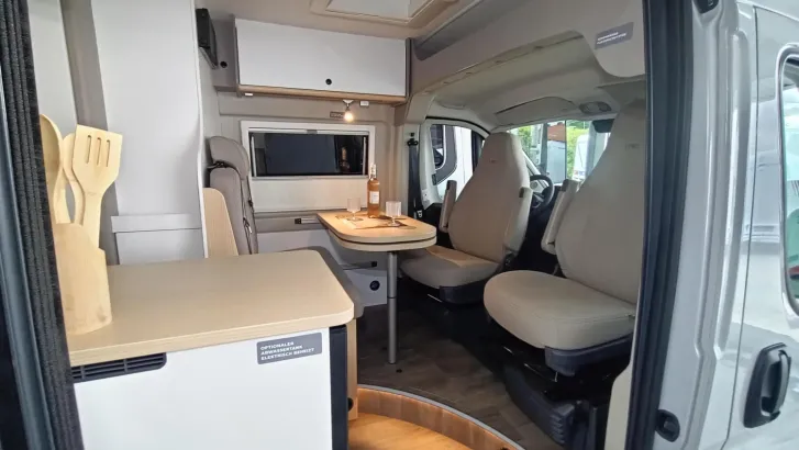 Fahrzeugbild LMC Innovan Pure 640 Citroen #12