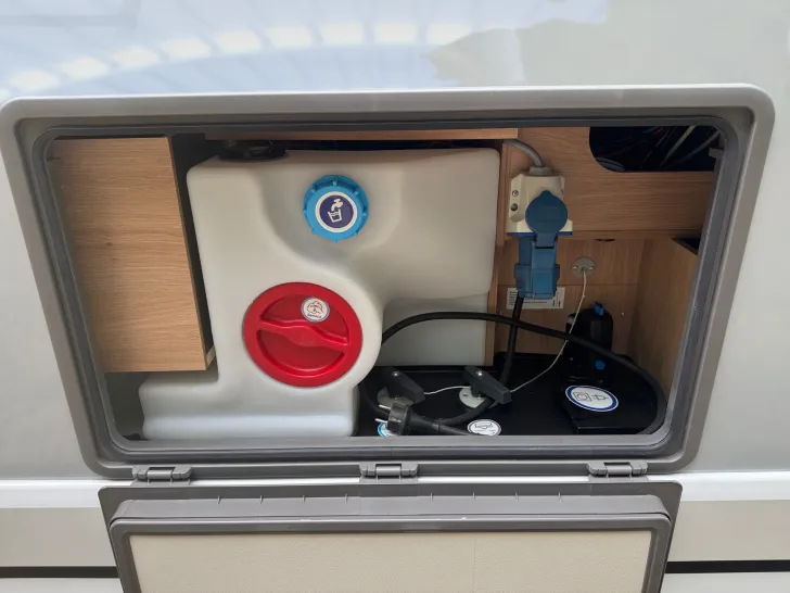Fahrzeugbild Knaus L!VE TI 590 MF Platinum Selection *PLATINUM Selection* #8