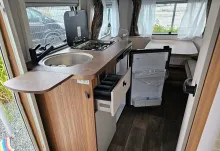 Fahrzeugbild Hymer Eriba Eriba Touring 430 Einzigartig mit 2 Sitzgruppen #11