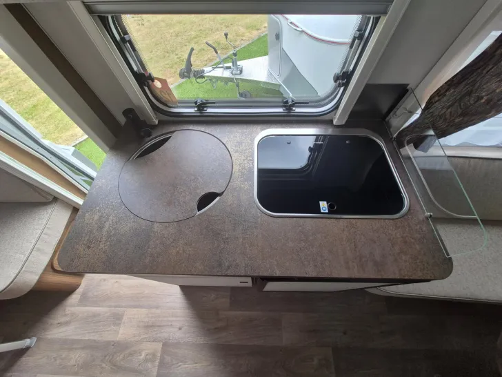 Fahrzeugbild Hymer Eriba Eriba Touring 430 Einzigartig mit 2 Sitzgruppen #15