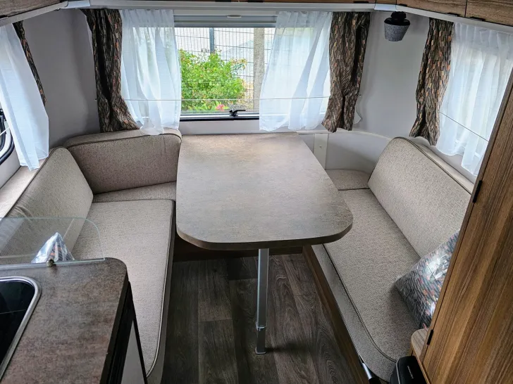 Fahrzeugbild Hymer Eriba Eriba Touring 430 Einzigartig mit 2 Sitzgruppen #22