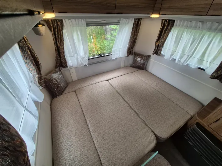Fahrzeugbild Hymer Eriba Eriba Touring 430 Einzigartig mit 2 Sitzgruppen #28