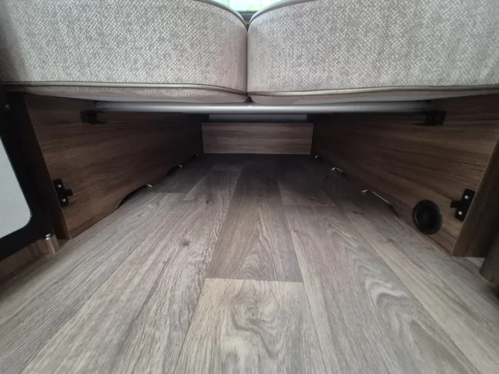 Fahrzeugbild Hymer Eriba Eriba Touring 430 Einzigartig mit 2 Sitzgruppen #29