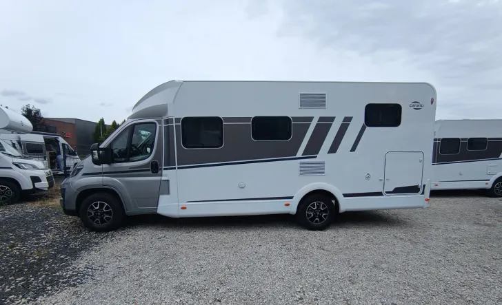 Fahrzeugbild Carado T 448H Hubbett, 5.Sitzplatz, ACC, Radio/Rückfahr #5