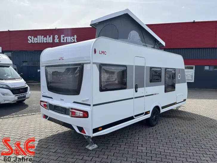 Fahrzeugbild LMC Style 450 D #6