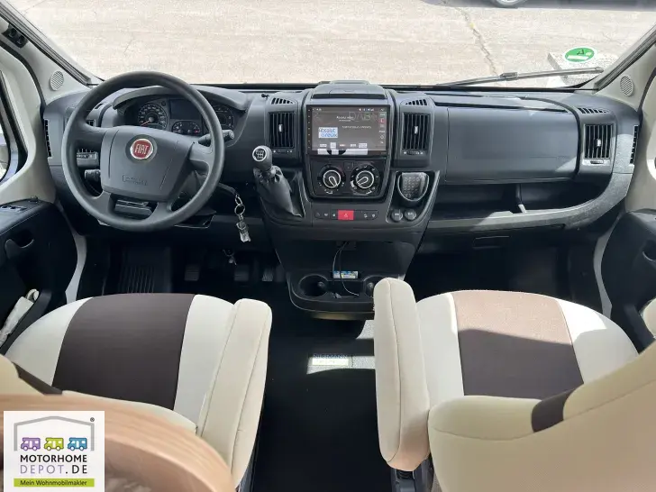 Fahrzeugbild Bürstner Lyseo Time A 660 G 6 Sitzpl., Aufbauklima, SAT/TV #12