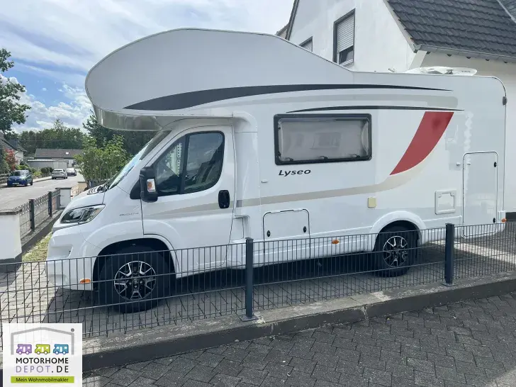 Fahrzeugbild Bürstner Lyseo Time A 660 G 6 Sitzpl., Aufbauklima, SAT/TV #19