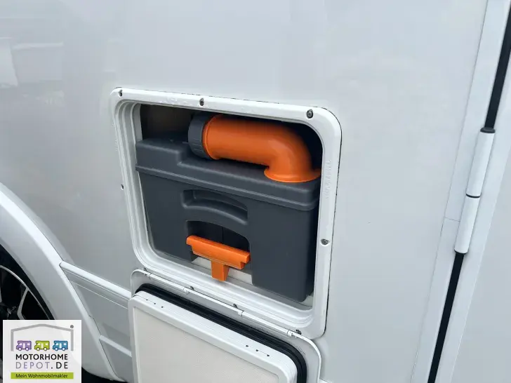 Fahrzeugbild Bürstner Lyseo Time A 660 G 6 Sitzpl., Aufbauklima, SAT/TV #33