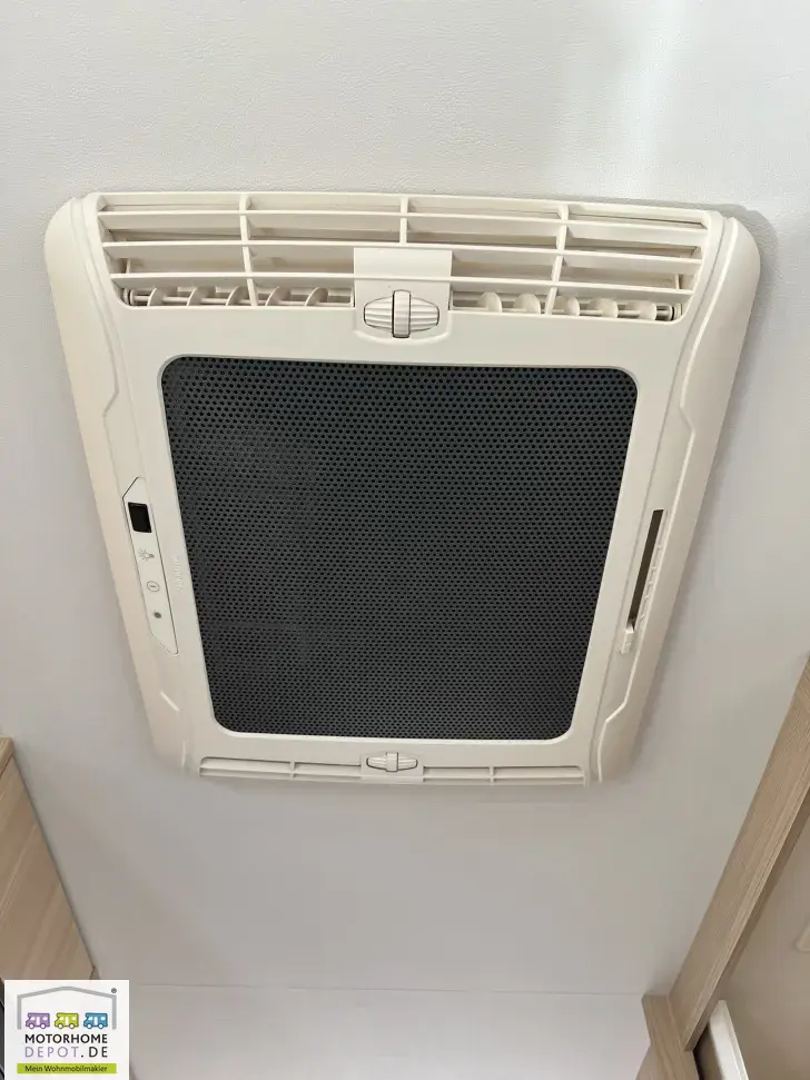 Fahrzeugbild Bürstner Lyseo Time A 660 G 6 Sitzpl., Aufbauklima, SAT/TV #66
