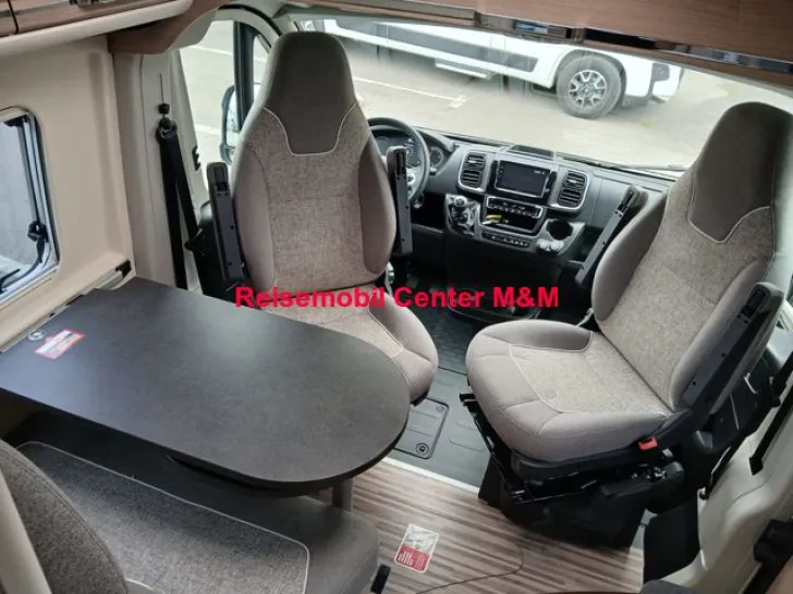 Fahrzeugbild Malibu Van compact 600 LE AHK Markise #4