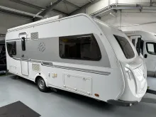 Fahrzeugbild Knaus Südwind 580 EU Einzelbetten, Mover, Markise #1