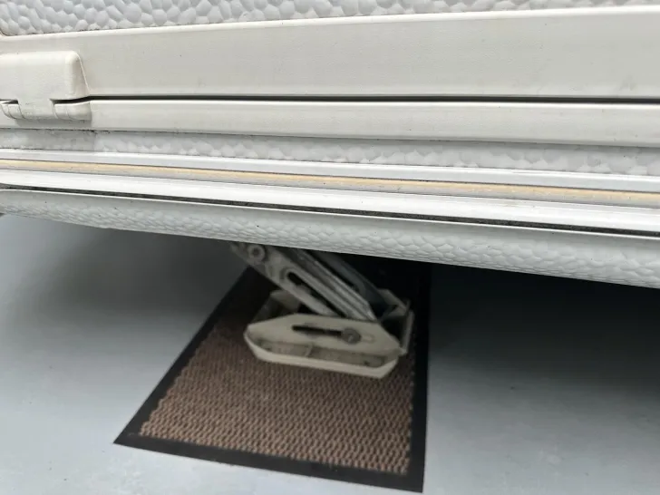 Fahrzeugbild Knaus Südwind 580 EU Einzelbetten, Mover, Markise #15