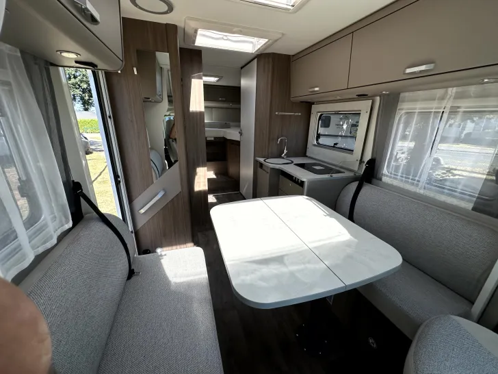 Fahrzeugbild Carado T457 #13