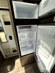 Fahrzeugbild Carado T457 #18