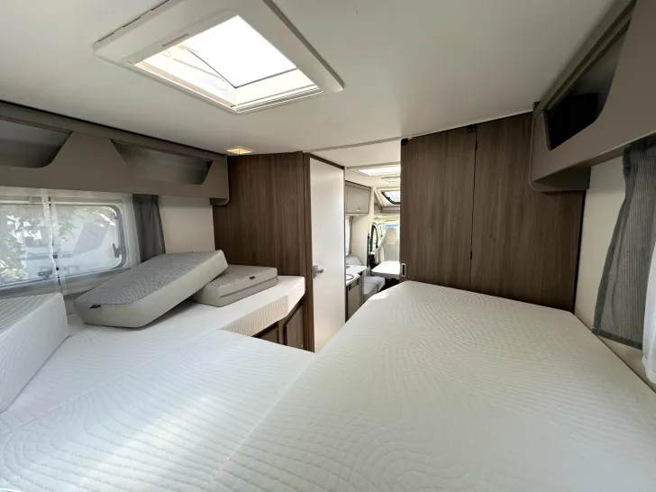 Fahrzeugbild Carado T457 #27