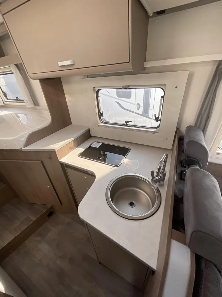 Fahrzeugbild Carado T 338 Citroen #6