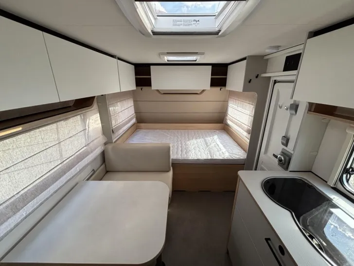 Fahrzeugbild LMC Style 490 K #9