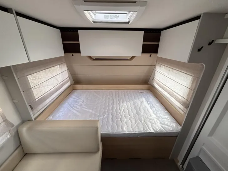 Fahrzeugbild LMC Style 490 K #12