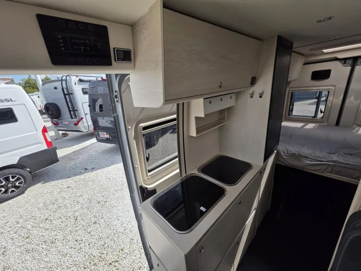 Fahrzeugbild Tourne Select 6.0 6.0 Hochwertiger,kompakter Campervan #19