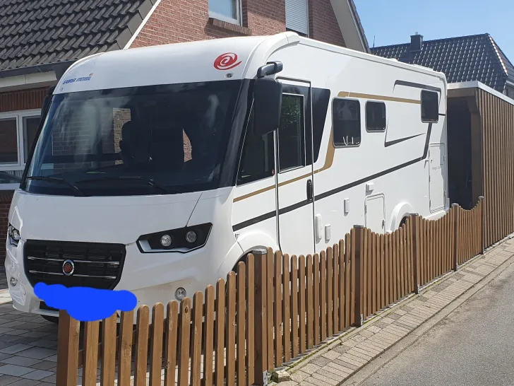 Fahrzeugbild Eura Mobil Integra Line 720 EB Mondial Edition Sehe gepflegt #2