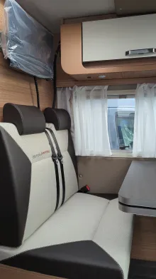 Fahrzeugbild Weinsberg CaraCompact 640 MEG EDITION [PEPPER] #12