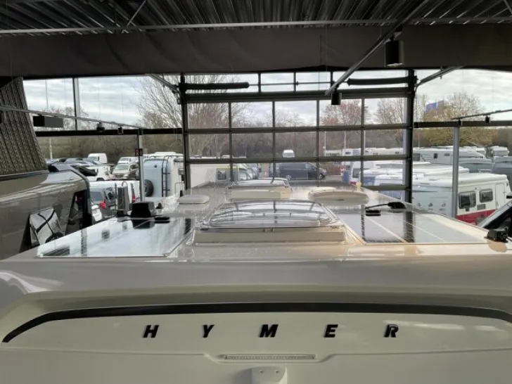 Fahrzeugbild Hymer B-MC 600 I ,BMC, BMC I / AHK / Hubstützen hydr #6