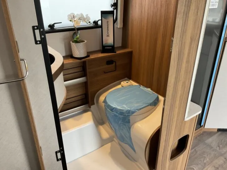 Fahrzeugbild Hymer Eriba ERIBA Touring 620 / Truma Combi4E / Mover #8