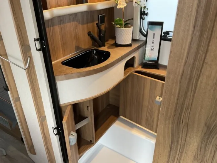 Fahrzeugbild Hymer Eriba ERIBA Touring 620 / Truma Combi4E / Mover #10