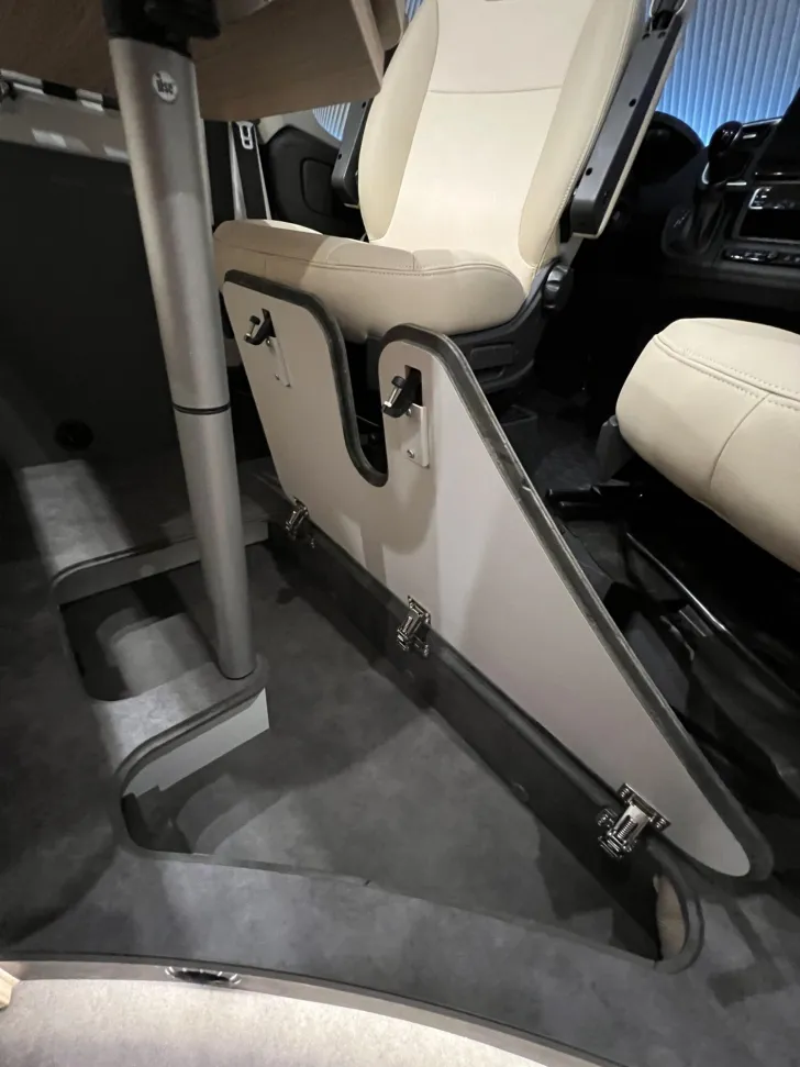 Fahrzeugbild Malibu Van charming coupé 640 LE Strategic Buy (756) #35