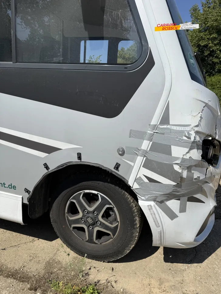 Fahrzeugbild Sunlight Adventure I 67S Unfallfahrzeug Export/Gewerbe #14