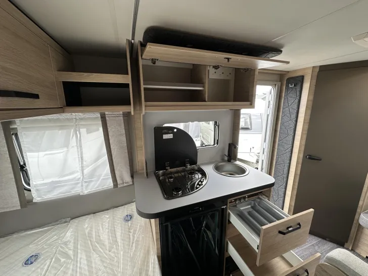Fahrzeugbild Weinsberg CaraOne EDITION HOT 390 QD EDITION [HOT] ICLINE #8