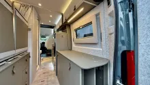 Fahrzeugbild Hymer Camper Van Yellowstone 601 Automatik/Schlafdach/AT-Reifen #16