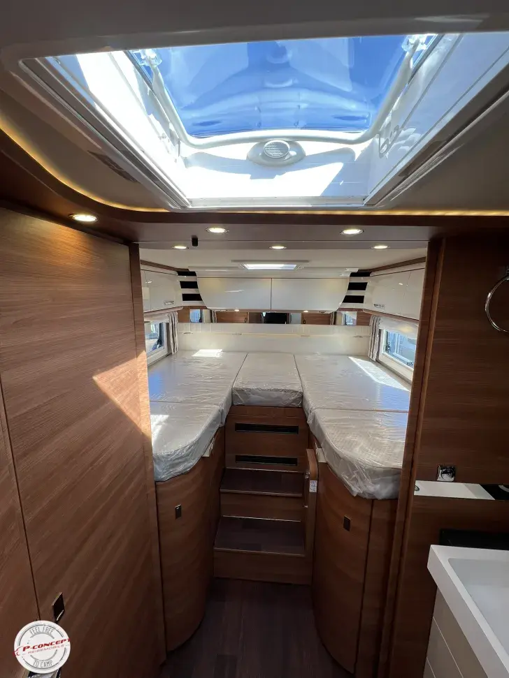 Fahrzeugbild Carthago chic c-line I 5.9 XL LE Solar - Luftfederung - Klima #9