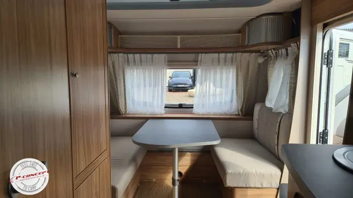 Fahrzeugbild Hymer Eriba Feeling 425 Listenpreis 41.500 € neuwertig #6
