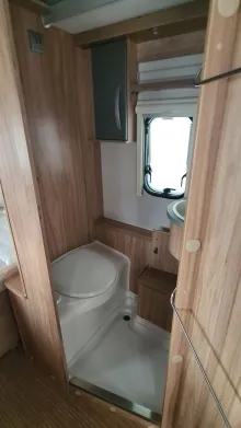 Fahrzeugbild Hymer Eriba Feeling 425 Listenpreis 41.500 € neuwertig #19