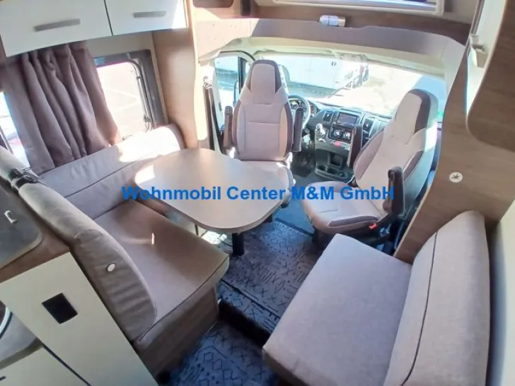 Fahrzeugbild Knaus Live Wave 700 MEG 150PS Luftfederung Klima #7