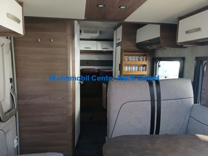 Fahrzeugbild Knaus Live Wave 700 MEG 150PS Luftfederung Klima #8
