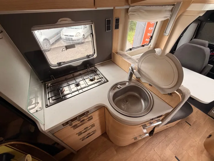 Fahrzeugbild Hymer B-Klasse MC T 600 WhiteLine sehr guter Zustand #8