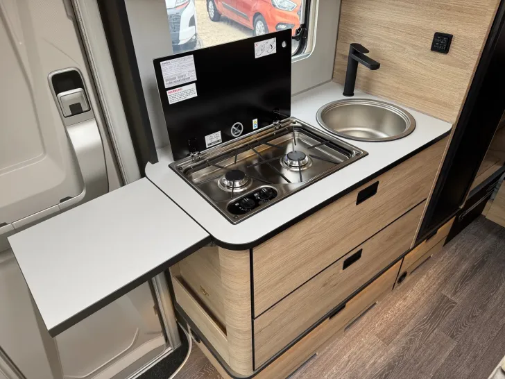 Fahrzeugbild Weinsberg CaraCompact EDITION PEPPER 600 MEG *Automatik* #13