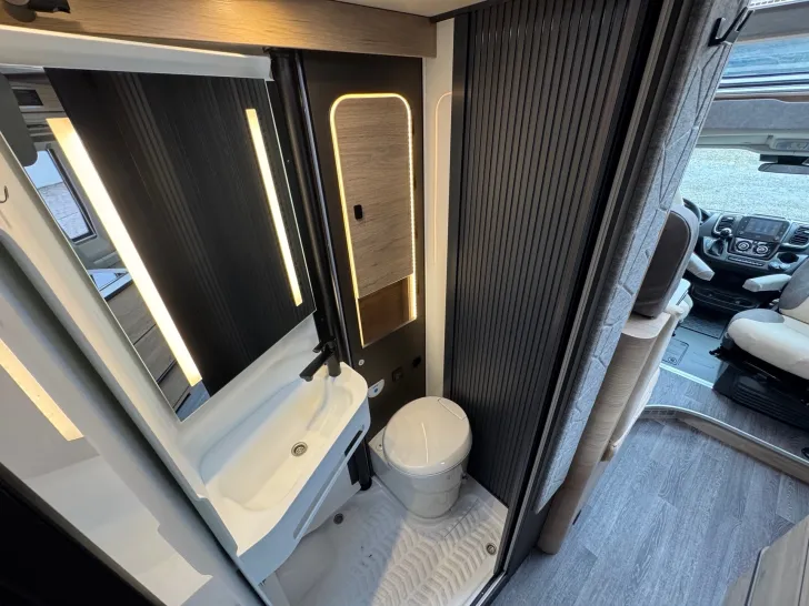 Fahrzeugbild Weinsberg CaraCompact EDITION PEPPER 600 MEG *Automatik* #20