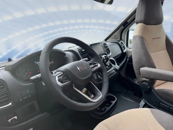 Fahrzeugbild Weinsberg CaraCompact EDITION PEPPER 600 MEG *Automatik* #7