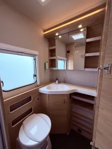 Fahrzeugbild Knaus Südwind 580 QS 60 YEARS Etagenbett (3-fach), Mover #22