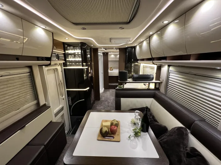 Fahrzeugbild Concorde Centurion Liner Plus 840F (K554) #13